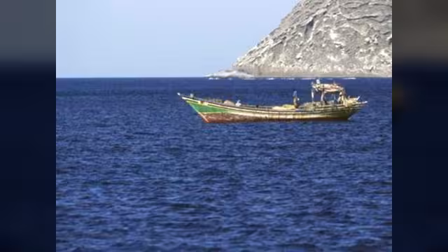 "باب المندب" تحت حصار الحوثيين