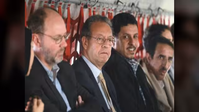 الحوثيون وصالح يعارضون ترؤس بن مبارك الحكومة