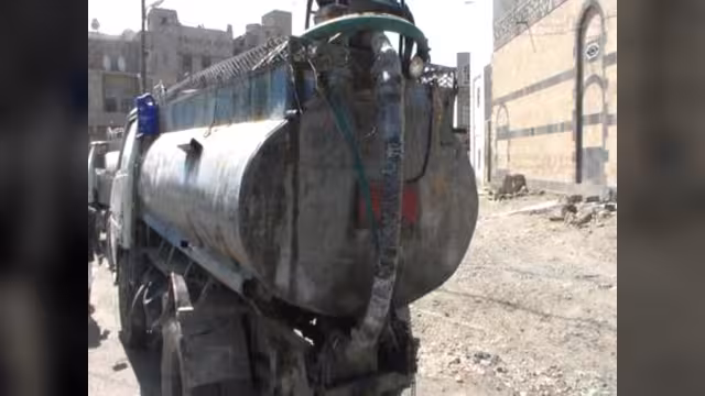 تحقيق يكشف: عقوبات واهية تفاقم تلوث المياه باليمن(3/3)