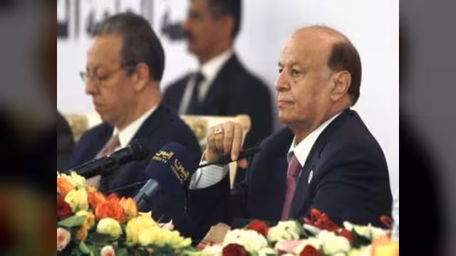 حكومة الكفاءات: الأحزاب تُلقي بالمسؤولية على هادي