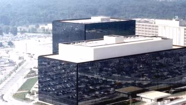 عشرون وسيلة تعذيب استخدمتها المخابرات الأمريكية(CIA)