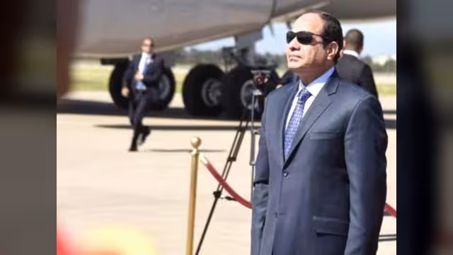السيسي يستقبل مسؤولاً قطرياً برفقة مبعوث من العاهل السعودي