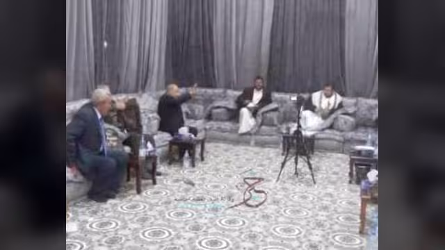 الارياني: لقاؤنا بالحوثي كان مثمراً واتفقنا على تشكيل لجنة مشتركة