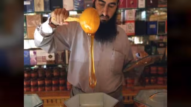 عسل اليمن.. سمعة عالمية يلطخها الغش
