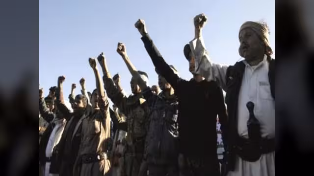 الحوثيون يلوّحون ب"الحسم الثوري" ومشاورات "موفنبيك" مستمرة