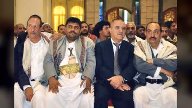 السعودية تعتبر "إعلان" الحوثيين انقلابا