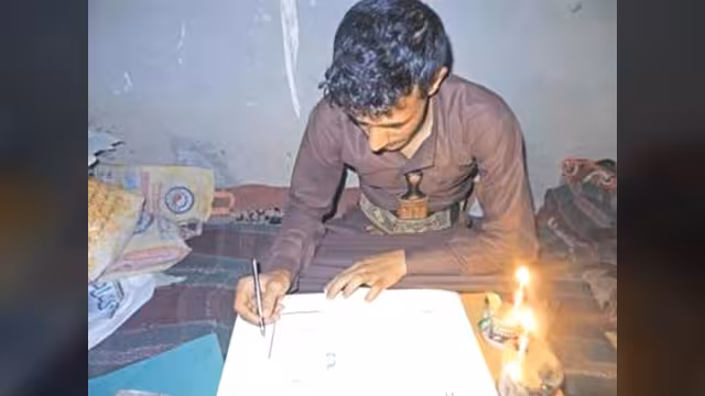 يمنيّون يحيون بالبدائل