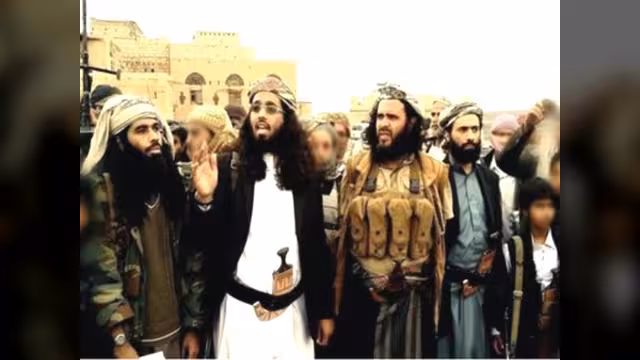 من هو الجاسوس السعودي الذي تسبب بمقتل قادة القاعدة باليمن؟