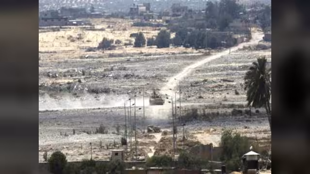 مصر: الجيش يعلن مقتل عشرات المسلحين بسيناء