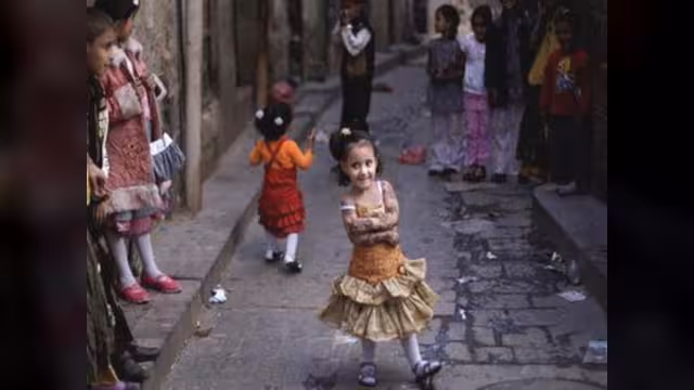 الدول التي أعلنت الجمعة أول أيام عيد الفطر المبارك