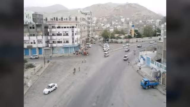 مقتل ثلاثة أشخاص على يد مسلحين مجهولين في حضرموت