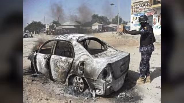 حركة "الشباب" تهاجم قاعدة للاتحاد الأفريقي في الصومال