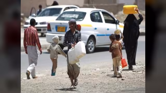 أزمة مياه وكهرباء تخنق اليمنيين في لحج