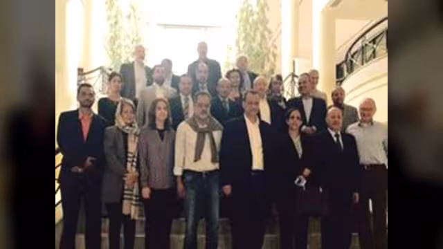 مؤتمر يمني من 14 شخصية يدعو لوقف الحرب والحصار الداخلي والخارجي والتجاوب مع المفاومضات (الأسماء)