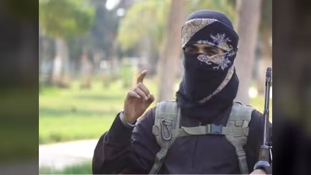 تنظيم الدولة يوجه رسالة لقاعدة اليمن ويهاجم الظواهري