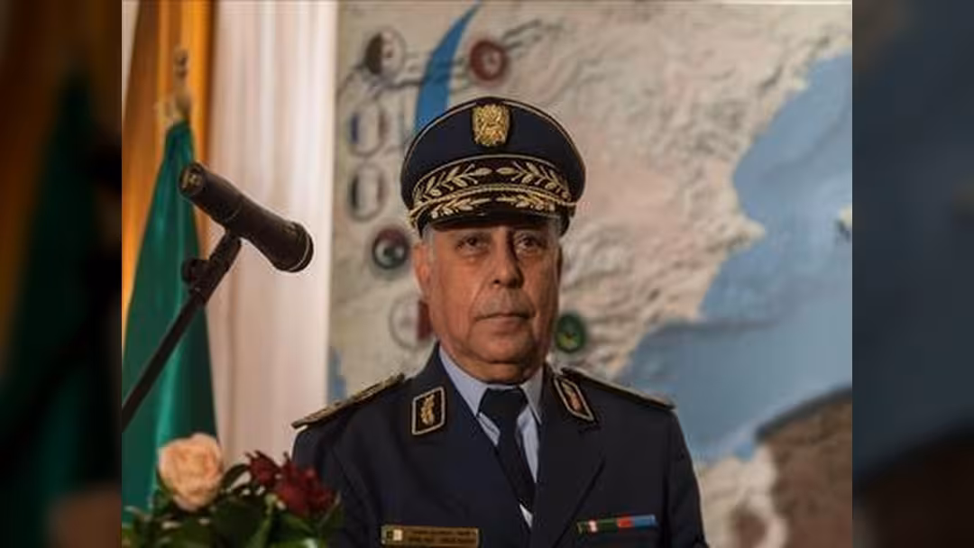 وزير الدفاع التونسي: الوضع في ليبيا لا يزال يدعو للقلق