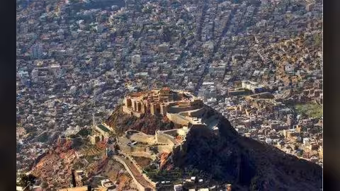 تعز... فرحة مجروحة بعد نحو عام من الحرب والحصار