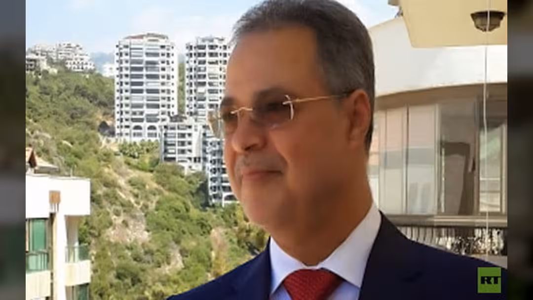 "المخلافي" يصل إلى العاصمة المصرية