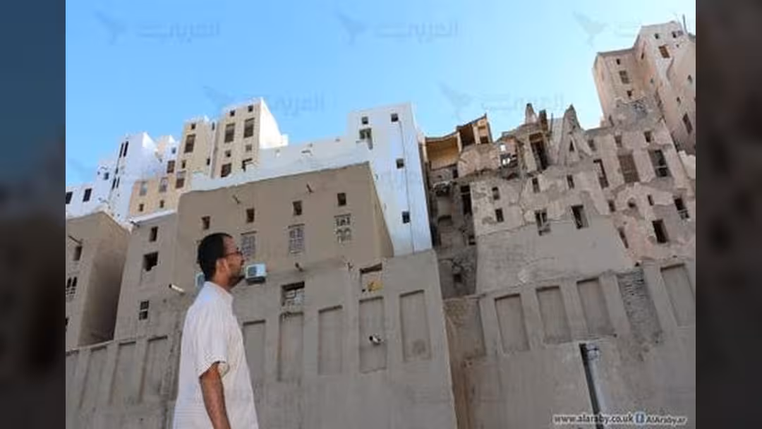 الإهمال وداعش يدمران ناطحات السحاب الأثرية في مدينة شبام حضرموت (تحقيق)