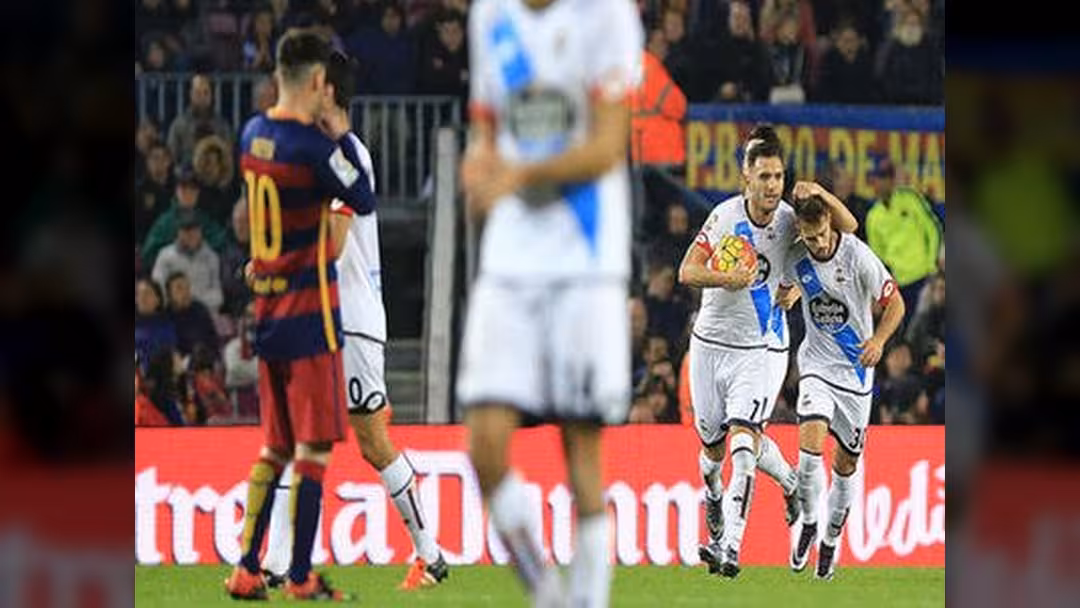 برشلونة يفرط في تقدمه بهدفين ويسمح لديبورتيفو بالتعادل (فيديو)