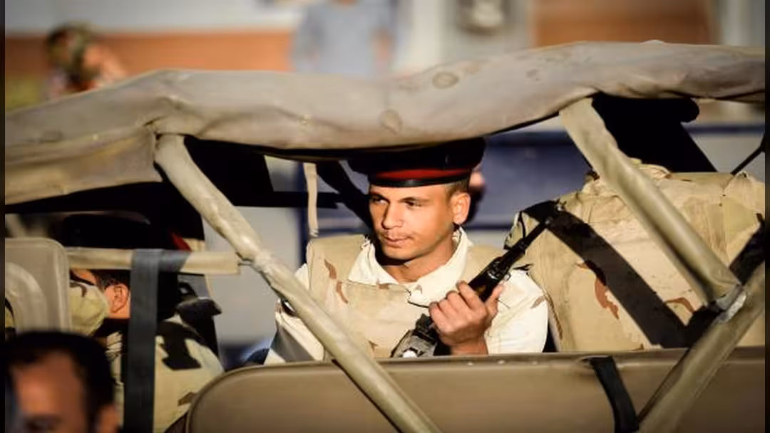 مقتل عقيد بالجيش المصري في سيناء