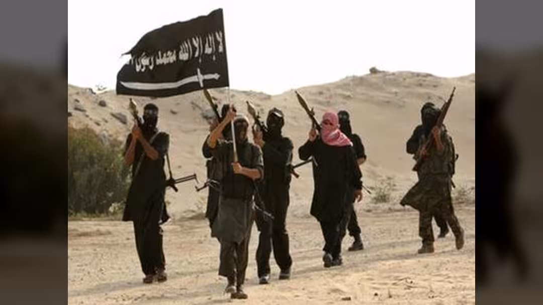 القاعدة ترصد 7 ملايين ريال لمن يقتل قائد اللجان الشعبية في أبين