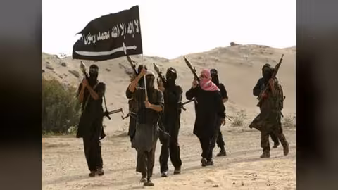 القاعدة ترصد 7 ملايين ريال لمن يقتل قائد اللجان الشعبية في أبين