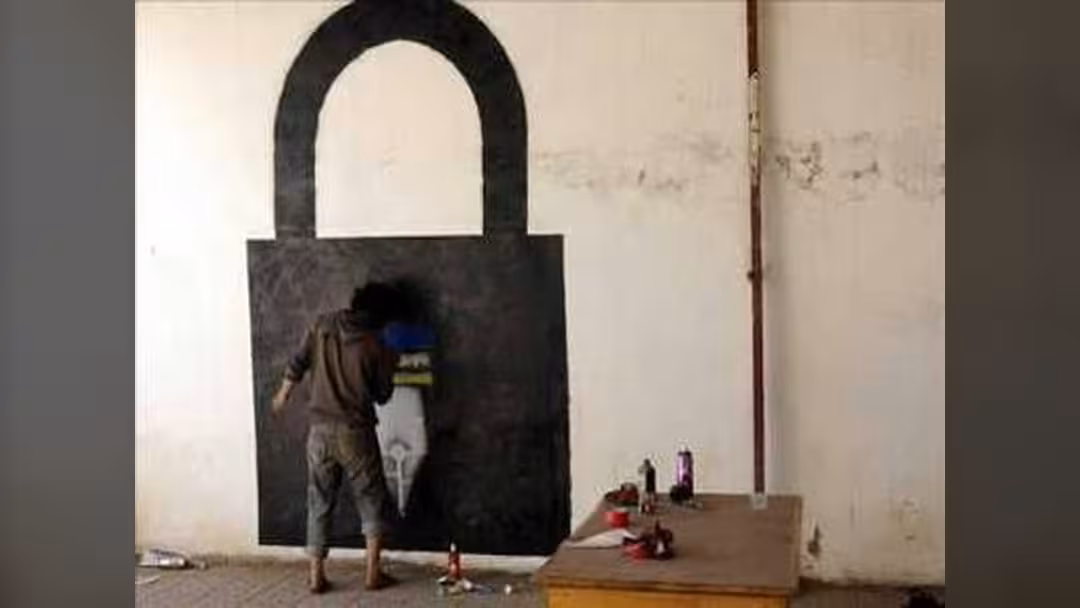 رسوم تضامنية مع حرية الصحافة بصنعاء