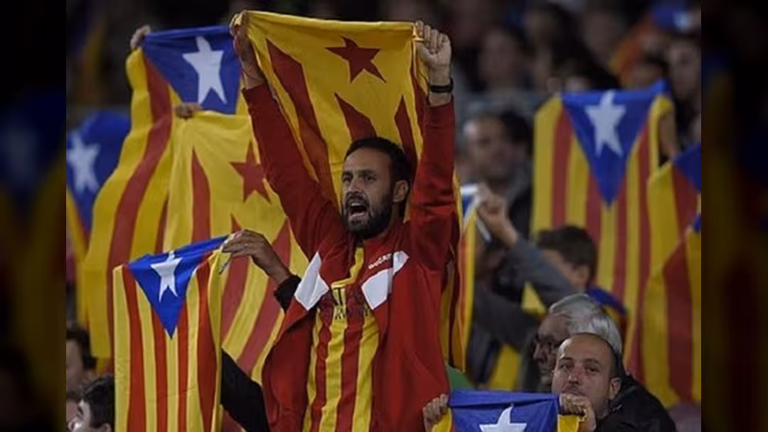 برشلونة يستعيد انفراده بصدارة الليغا (فيديو)