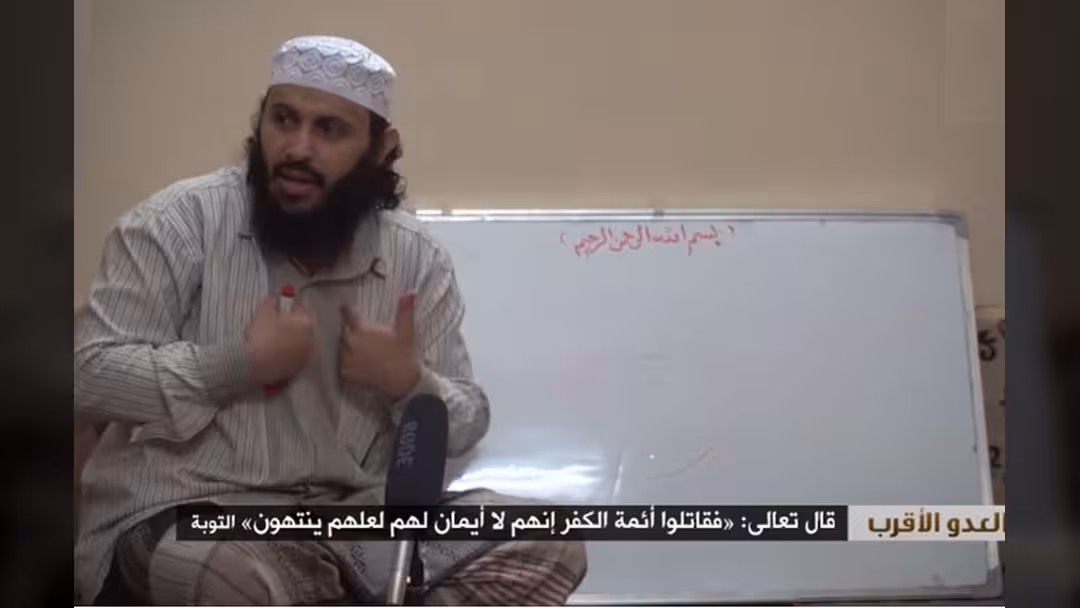 أمير قاعدة اليمن ينتقد إعلان إمارة إسلامية حاليا (فيديو)