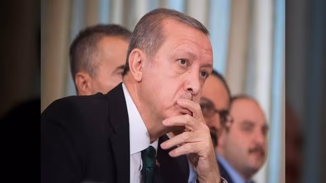 أردوغان: لن نرد على مواقف روسيا "الانفعالية"