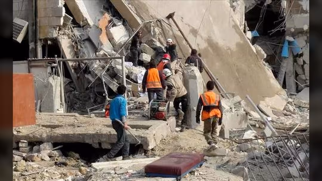 العفو الدولية: الغارات الروسية في سوريا تمثل جرائم حرب