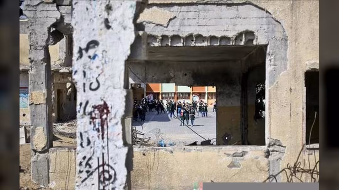 قطر تدعم صيانة وإصلاح 43 مدرسة تابعة لـ"أونروا" في غزة