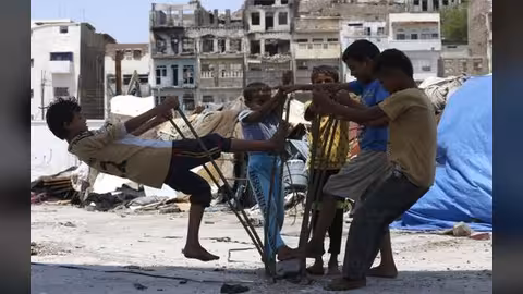 عدن تعود... مكتظة ومكلفة