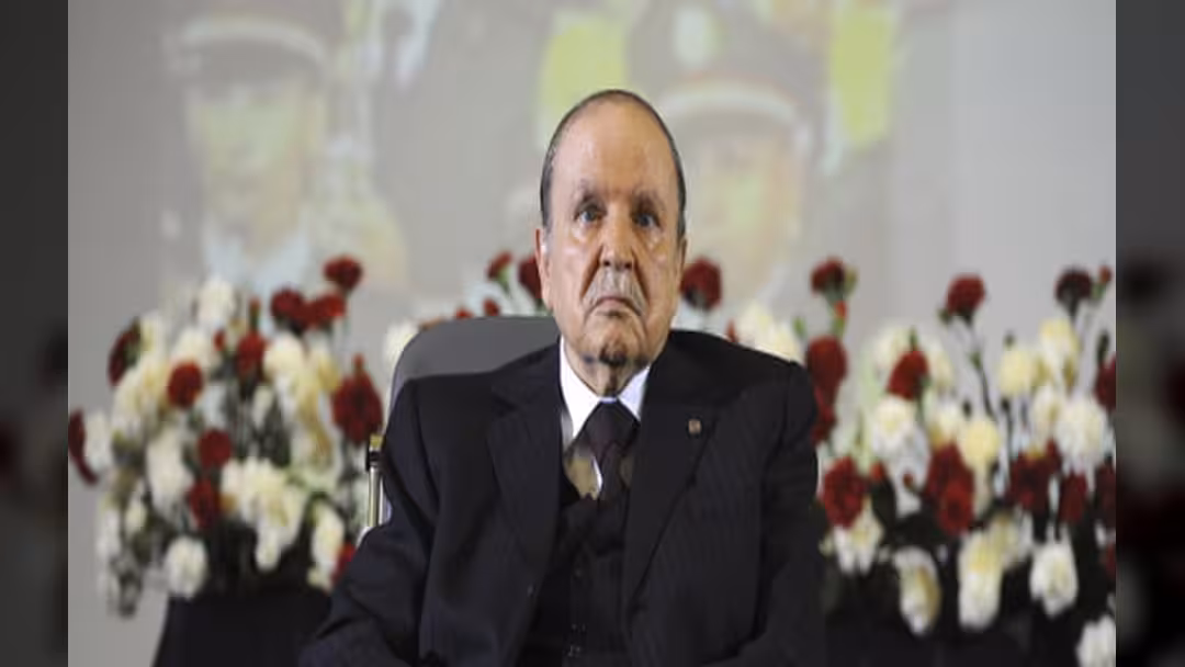 الرئيس الجزائري يحل جهاز المخابرات ويستبدله بجهاز جديد