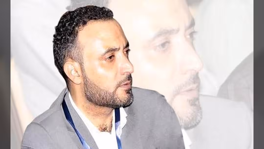 إصابة الصحفي والكاتب نبيل سبيع برصاص مسلحين ونقله للمستشفى في صنعاء