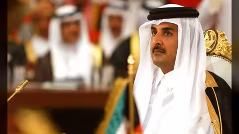 أمير قطر يتلقى اتصالاً هاتفياً من رئيس وزراء البحرين لأول مرة