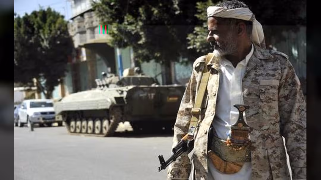 معارك حجة...محاصرة الحوثيين في صعدة وحرمانهم من المنفذ البحري