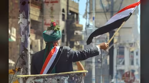 تحرك روسي لإحياء محادثات اليمن... والشرعية تتقدّم ميدانياً