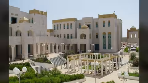 بن بريك يفتتح مشاريع تنموية في جامعة حضرموت بتكلفة 314 مليون ريال