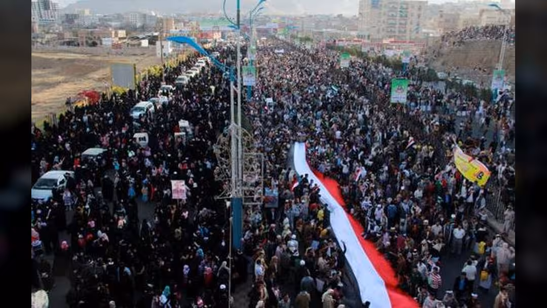 الذكرى الخامسة للثورة اليمنية: قرب هزيمة الانقلاب الحوثي