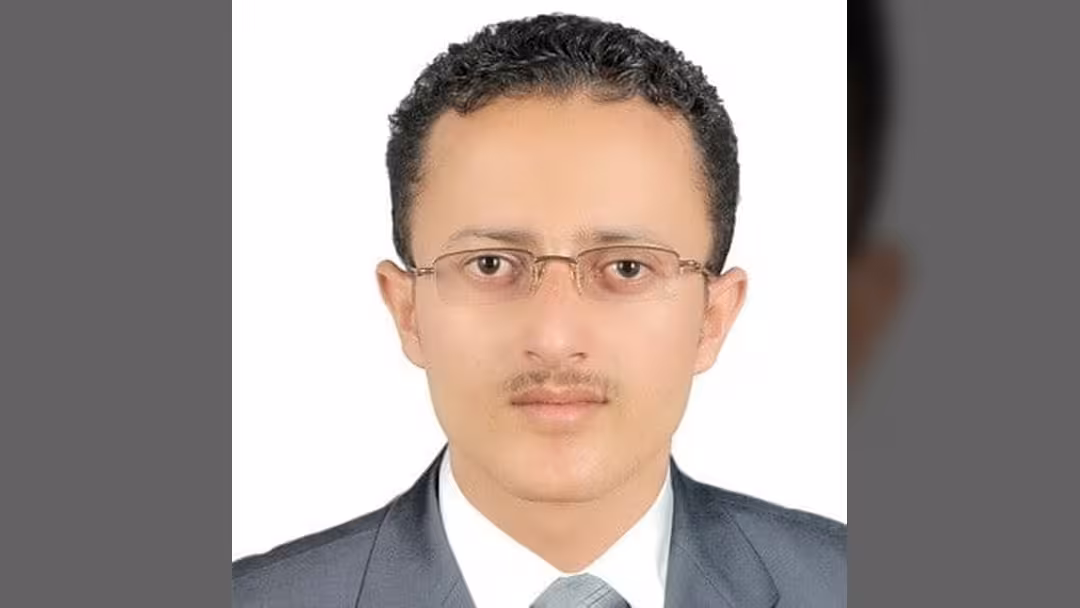 أكوام القمامة وشبح الكوليرا