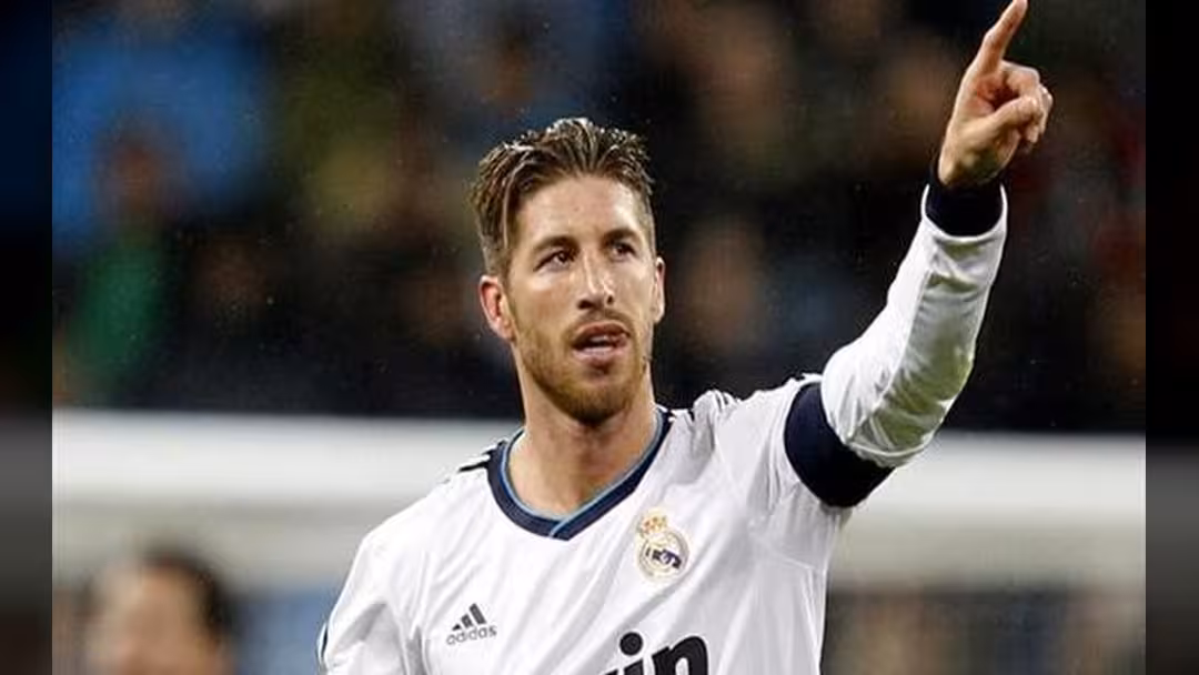 ريال مدريد يستعيد قائده في مباراة الضغط على برشلونة