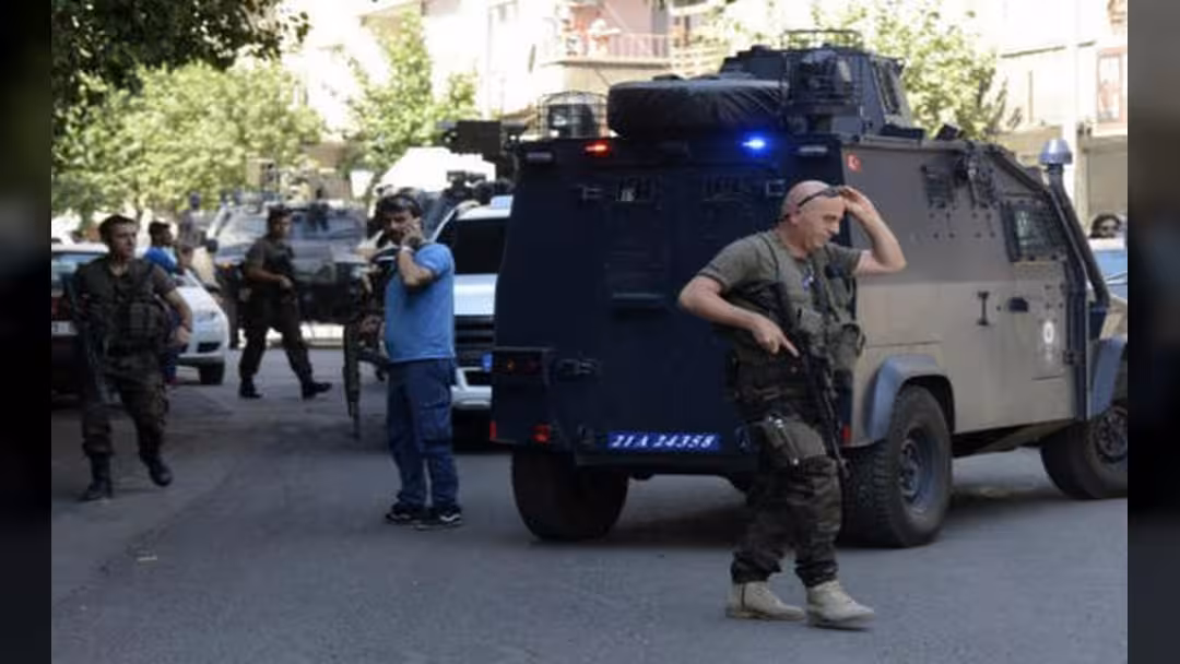 مقتل وإصابة 5 جنود بانفجار عبوة ناسفة في تركيا
