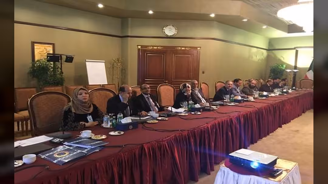 وفد الحكومة يقدم رؤيته حول تسلسل محاور وأجندة مشاورات الكويت
