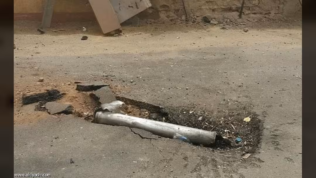 إصابة سعودي إثر سقوط مقذوفات عسكرية من اليمن