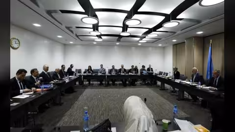 روسيا وإيران وتركيا تتفق على إقامة مناطق آمنة بسوريا.. والمعارضة تنسحب