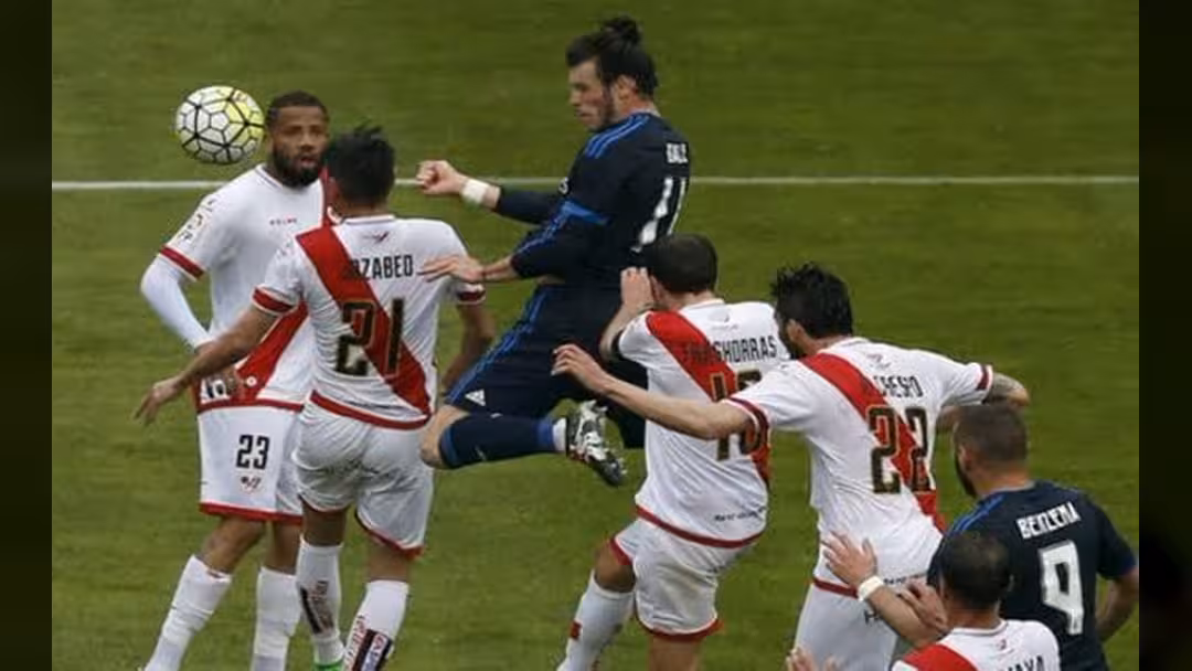 الريال يقلب تأخره لفوز صعب على فاليكانو ويتصدر الدوري الإسباني (فيديو)