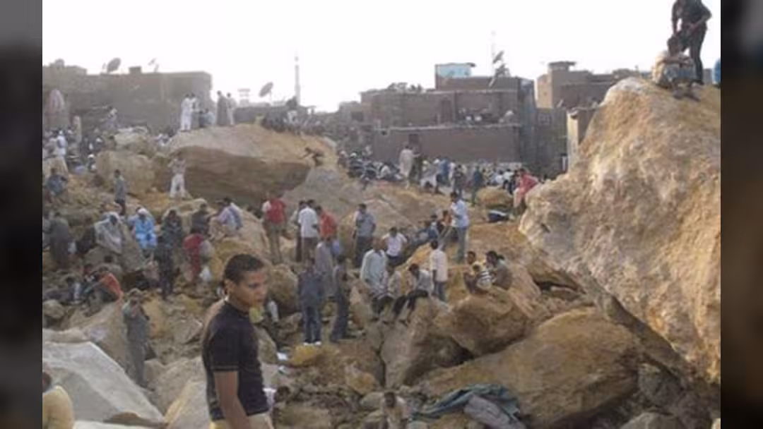 مقتل 20 شخصاً بانهيار صخري في تعز