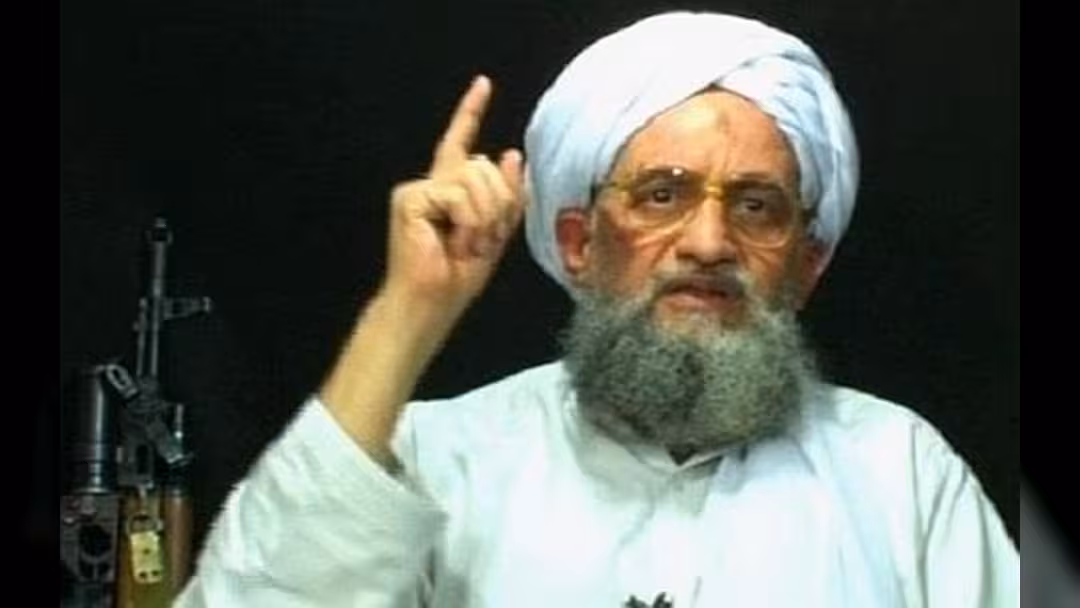 الظواهري يبايع زعيم حركة طالبان الجديد